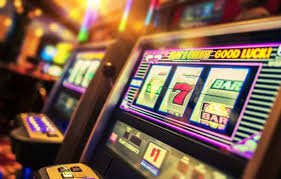 Filipino player accessing apk 99 live casino on mobile in the Philippines